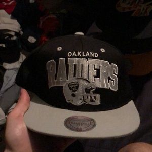 Black and Silver Oakland Raiders SnapBack